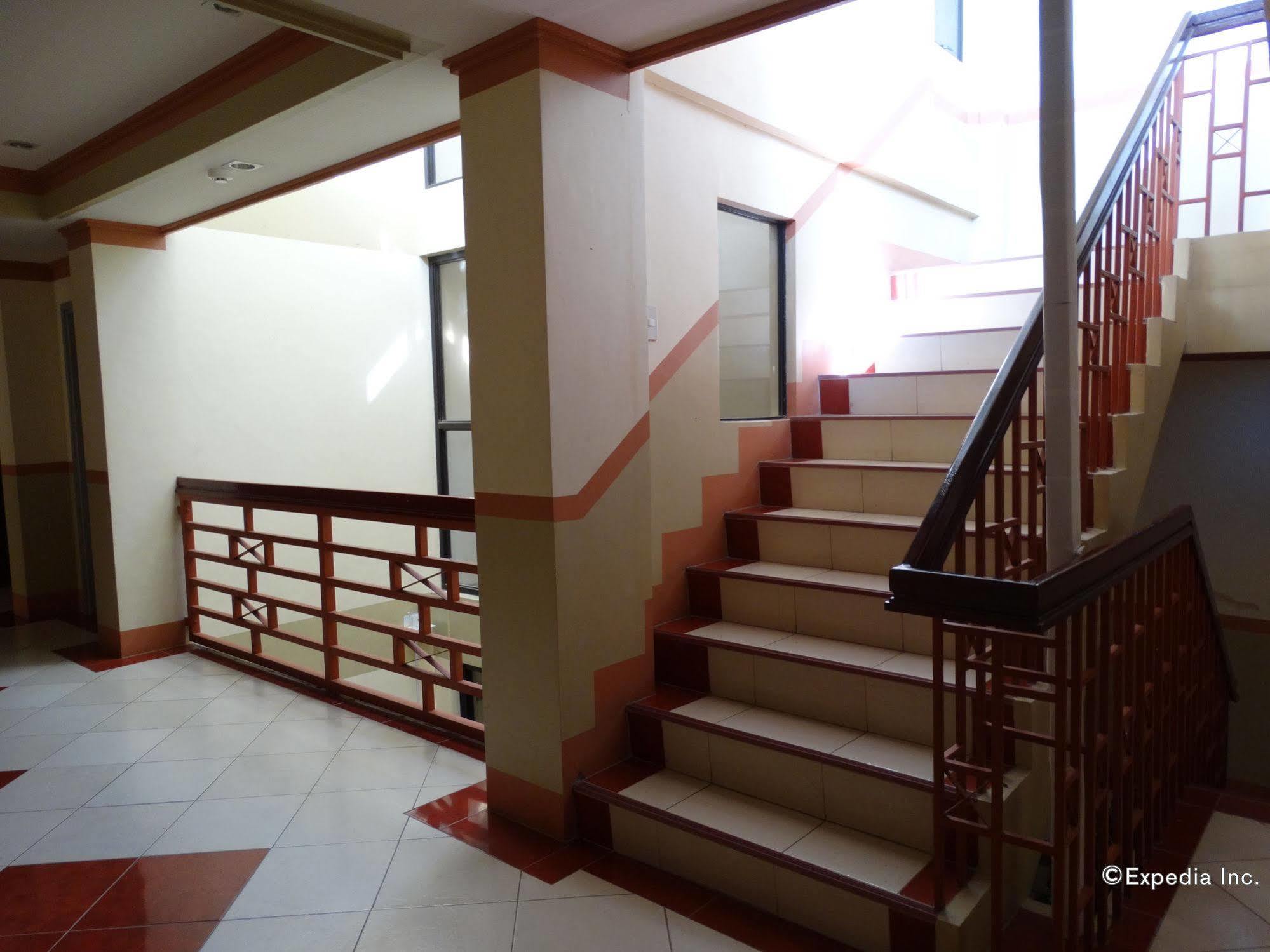Imperial Ridge Pension House Tagbilaran City Exterior photo